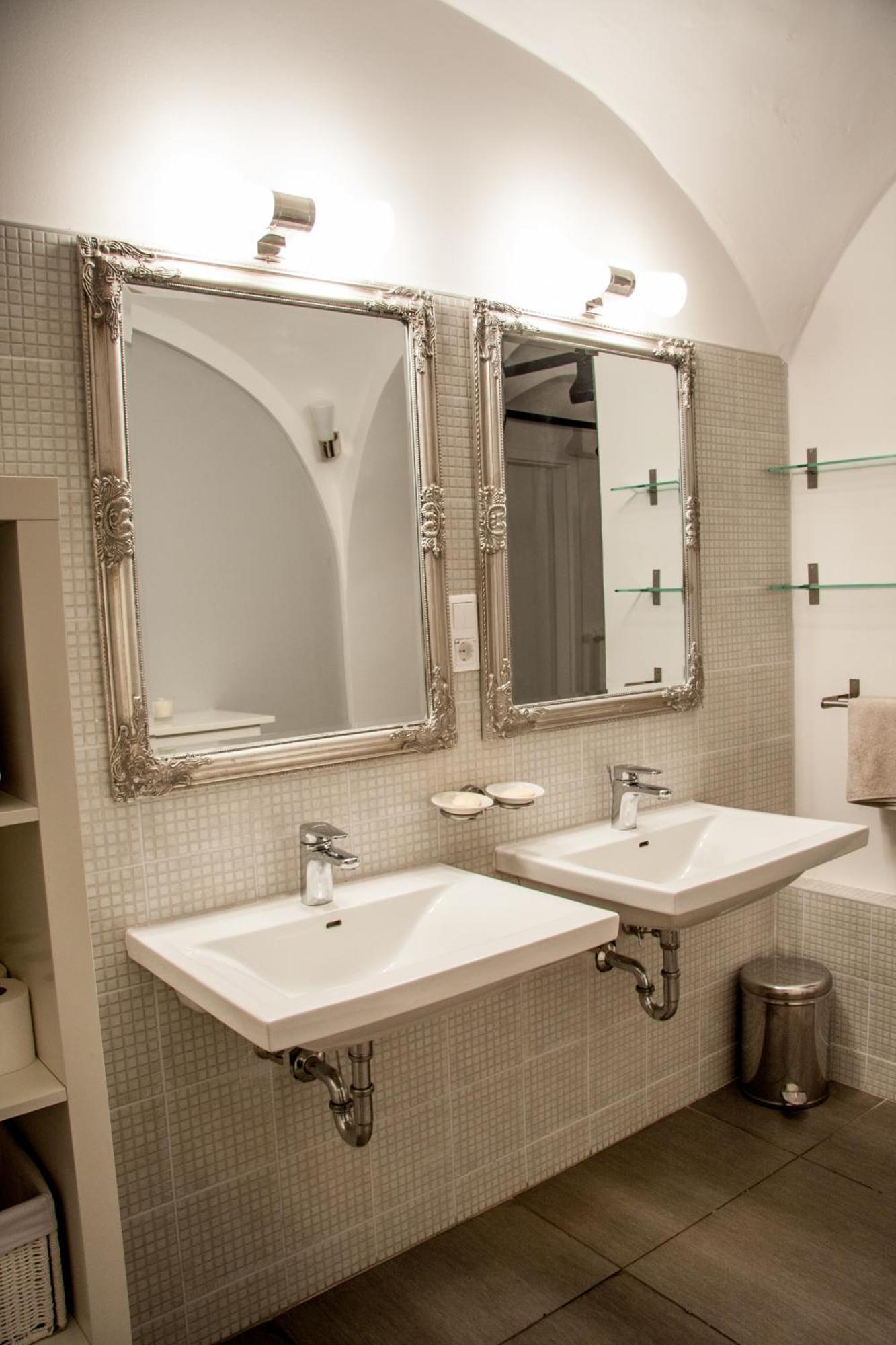 4Rooms Марібор Екстер'єр фото