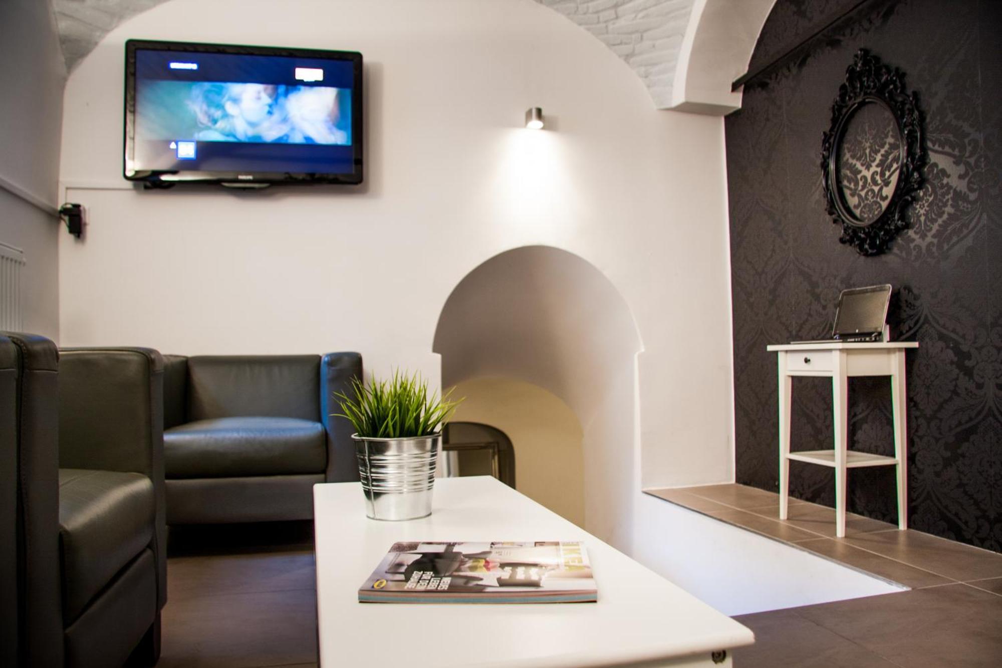 4Rooms Марібор Екстер'єр фото